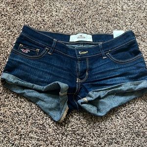 Hollister size 25